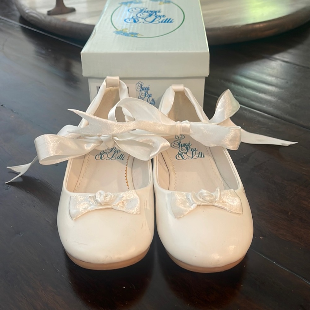 Off whites girls ballet ribbon tie dress shoes size 12